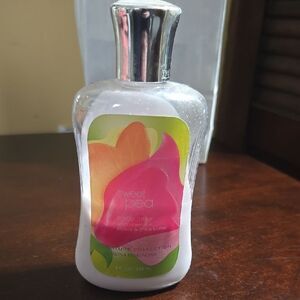 Bath & Body Works Sweet Pea Body Lotion - Pink and Silver
